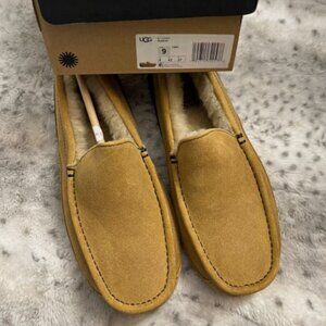 UGG ASCOT Suede LOAFER / Slippers in Chestnut w/ Navy Trim MSRP$160 Comfy &Cozy